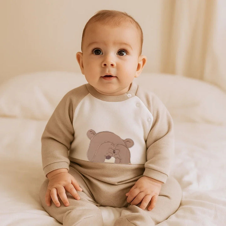 Salopetă pentru bebeluși Rainy Love Bear cu mânecă lungă 56-68 cm.