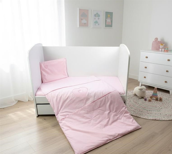 Rainy Set de lenjerie de pat pentru bebeluși 3 piese 60x120 cm. Inimă cu ursuleț