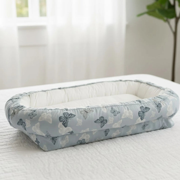 Rainy Cuib anti-reflux pentru nou-născuți Lux Fluturași mentă