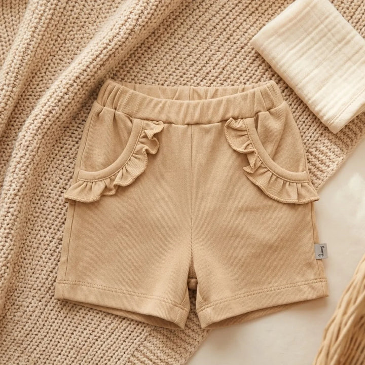 Rainy Pantaloni scurți pentru bebeluși cu volănașe 62-92 cm. bej