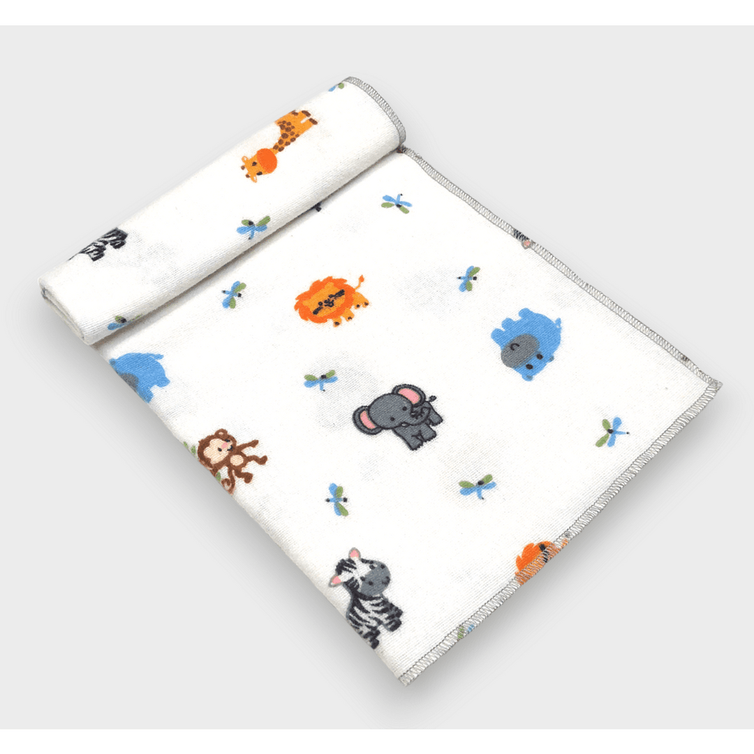 Rainy Scutec textil pentru bebeluși din finet 120x120 cm. Maimuțica și prietenii