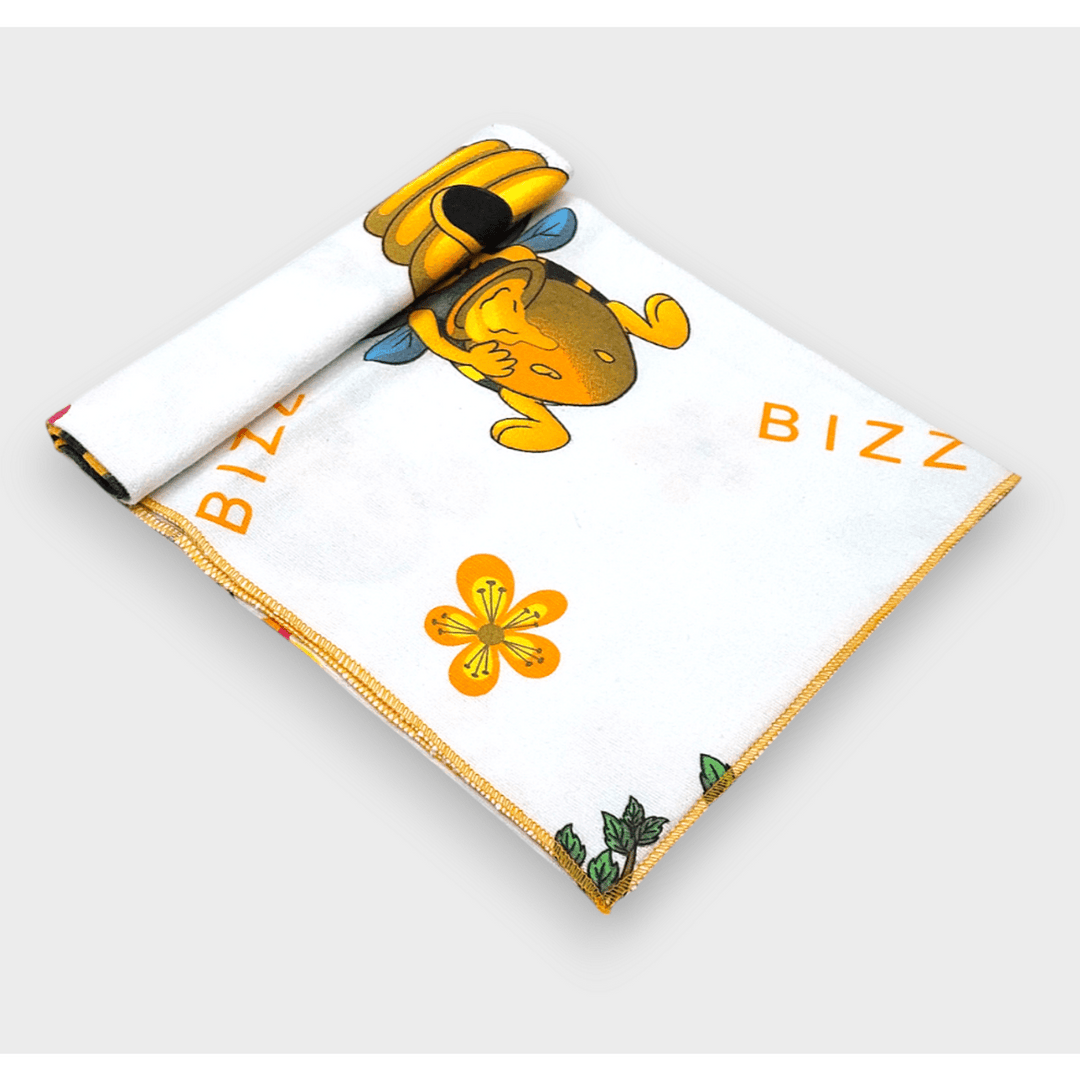 Rainy Scutec pentru bebeluși din finet 80x35 cm. Albinuțe Buzz