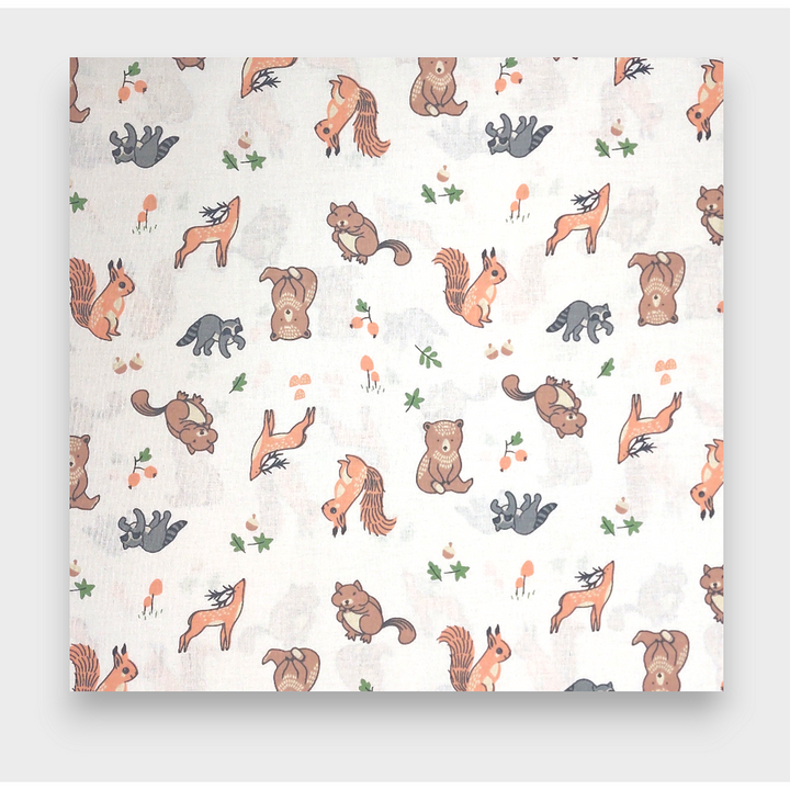 Rainy Cearșaf pentru bebeluși cu elastic 65x110 cm. Animăluțe din pădure