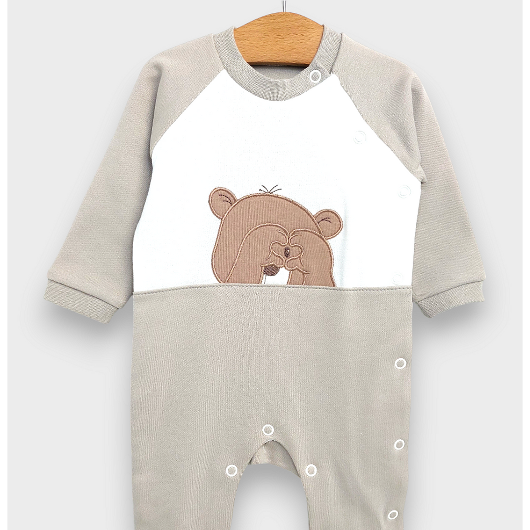 Rainy Set pentru ieșirea din maternitate 8 piese. Love Bear