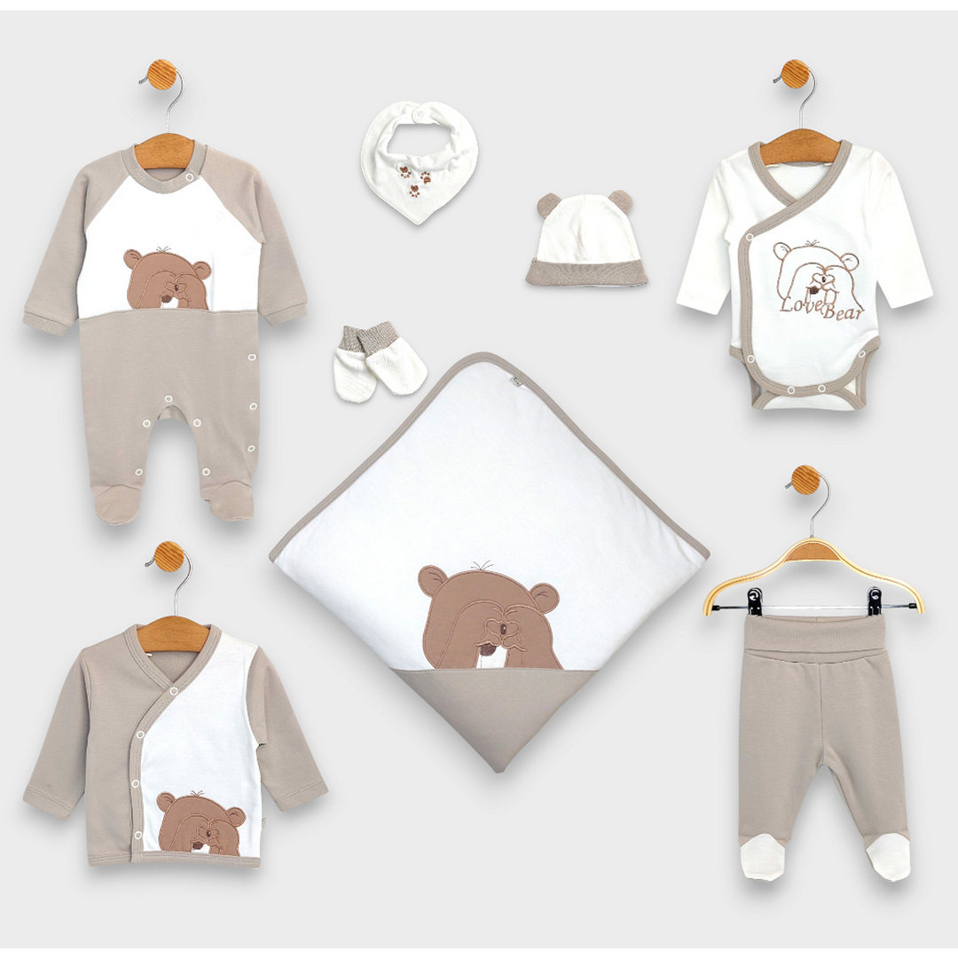 Rainy Set pentru ieșirea din maternitate 8 piese. Love Bear