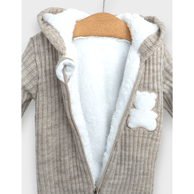 Rainy Salopetă tricotată pentru bebeluși White bear 56 - 80 cm. bej