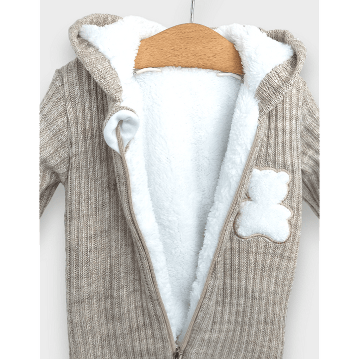 Rainy Salopetă tricotată pentru bebeluși White bear 56 - 80 cm. bej