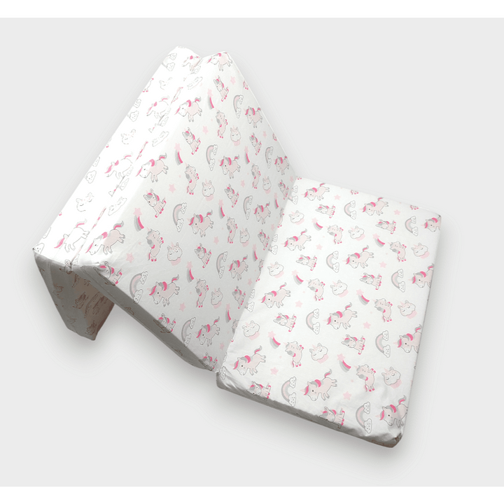Saltea pliabilă pentru bebeluși Rainy 60x120 cm. Unicorn roz