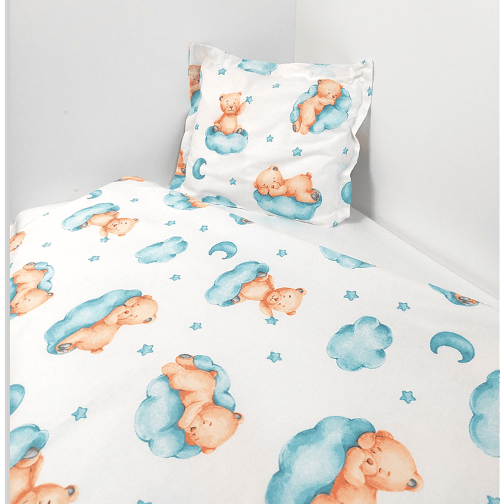 Rainy Set de lenjerie de pat pentru bebeluși 3 piese 60x120 cm. Ursuleț pe norișor verde mentă