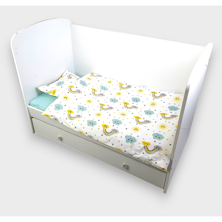 Rainy Set de lenjerie de pat pentru bebeluși 3 piese 70x140 cm. Curcubeu pe nor