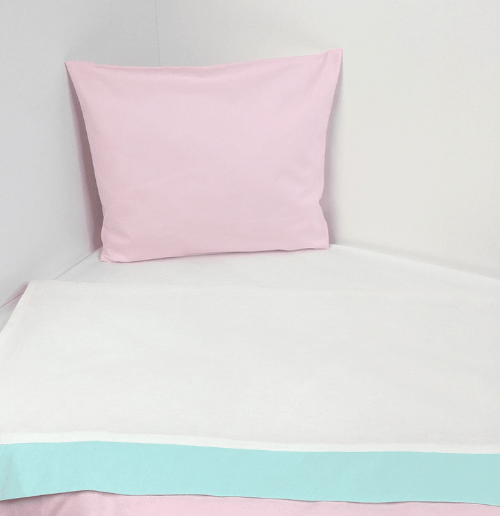 Rainy Set lenjerie de pat pentru bebeluși 5 piese 60x120 cm. Unicorn