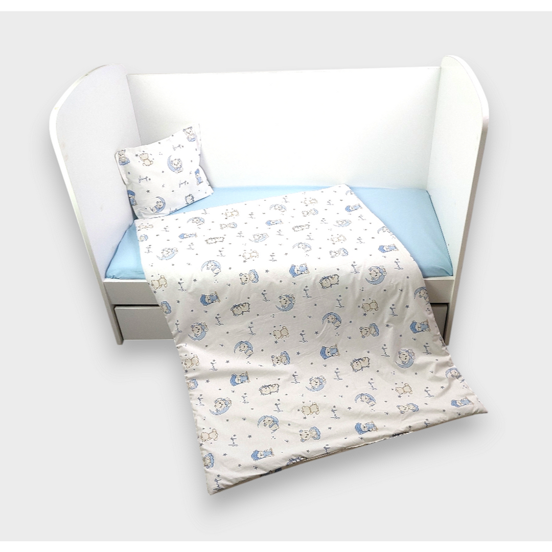 Rainy Set de lenjerie de pat pentru bebeluși 4 piese 60x120 cm. Lună albastră cu ursuleț
