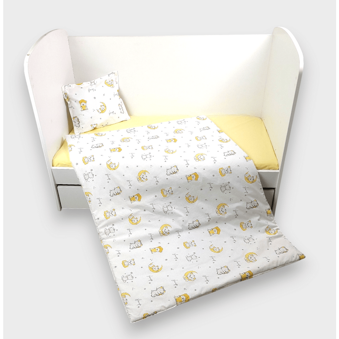 Rainy Set de lenjerie de pat pentru bebeluși 4 piese 60x120 cm. Lună galbenă cu ursuleț
