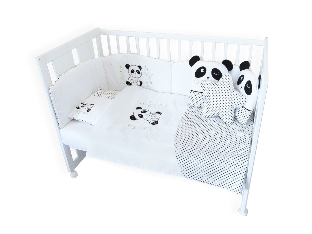 Rainy Set de lenjerie de pat pentru bebeluși 8 piese cu apărătoare 70x140 cm. Panda