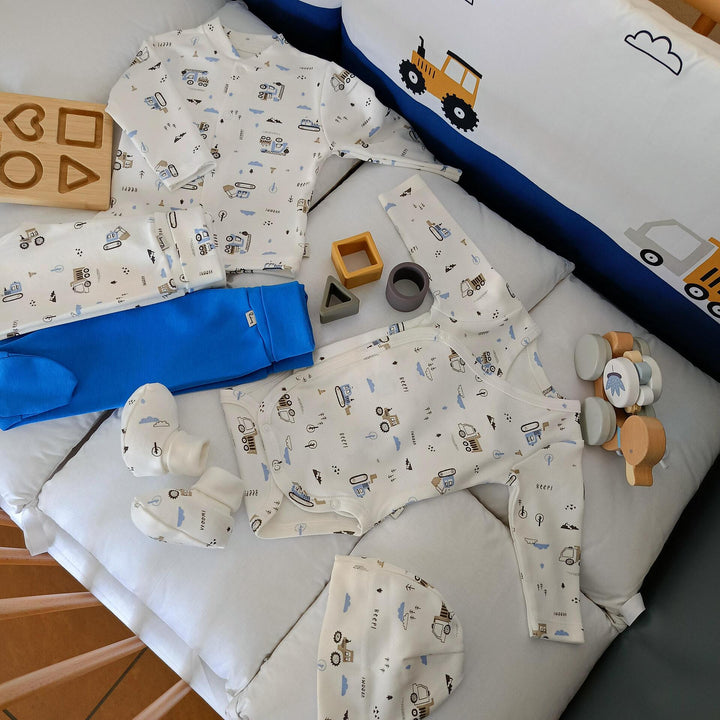 Rainy Body pentru bebeluși cu închidere laterală 48 - 68 cm. Tractoare