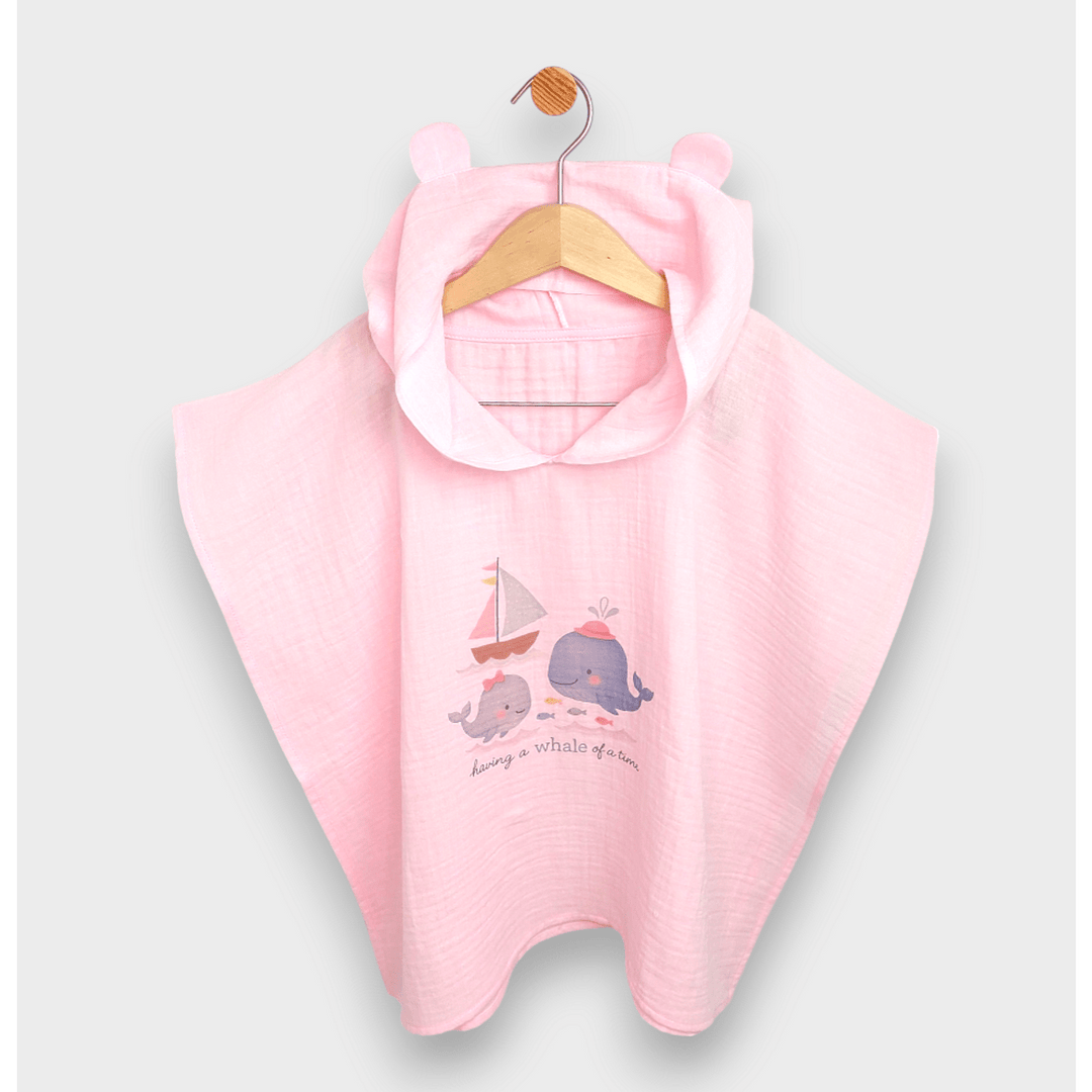 Rainy Poncho din muselină pentru bebeluși cu glugă Whales Pink