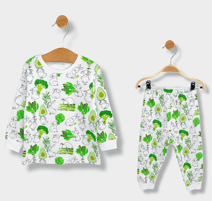 Pijamă pentru copii Rainy cu mâneci lungi, cu iepuraș și broccoli