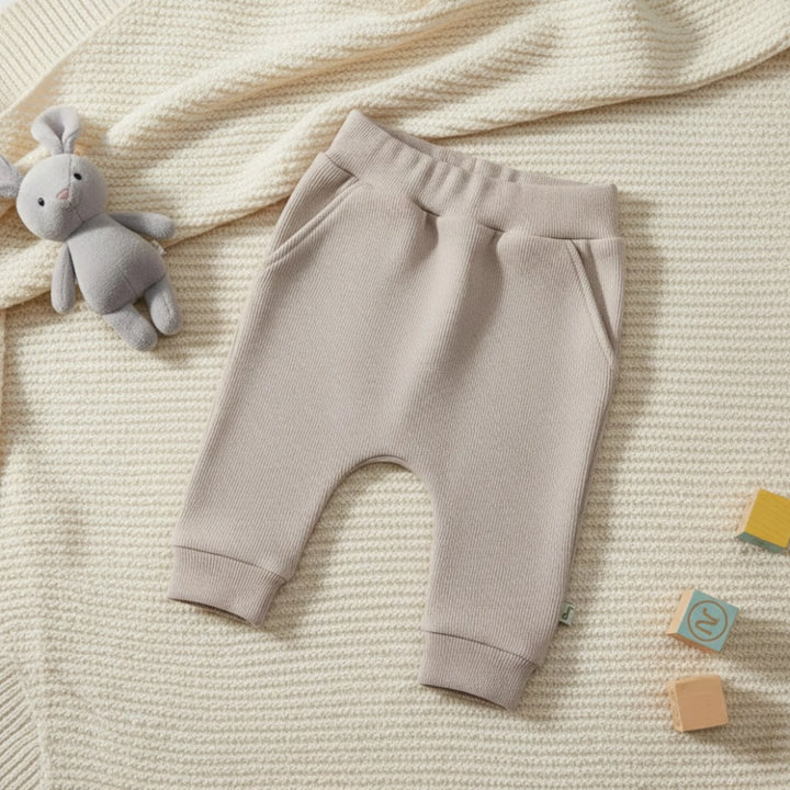Pantaloni lungi pentru bebeluși Rainy 62-92 cm, culoare cacao caldă