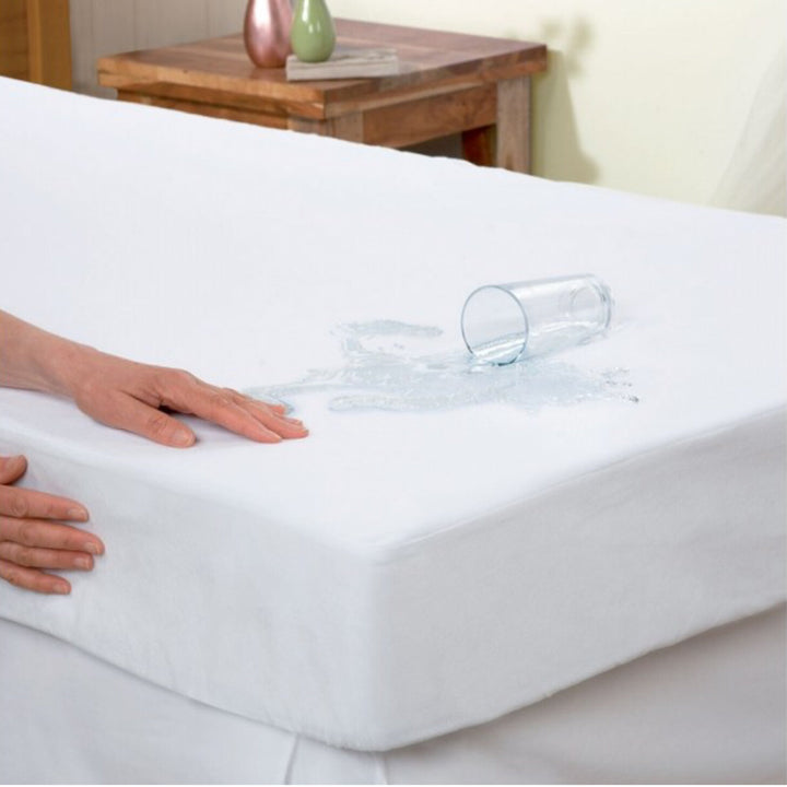 Rainy Husă de protecție impermeabilă pentru saltea de bebeluș 65x110 tip stretch